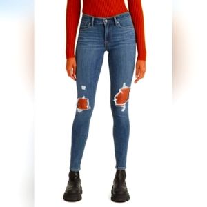 Women's distressed 711 Levi's, size 30